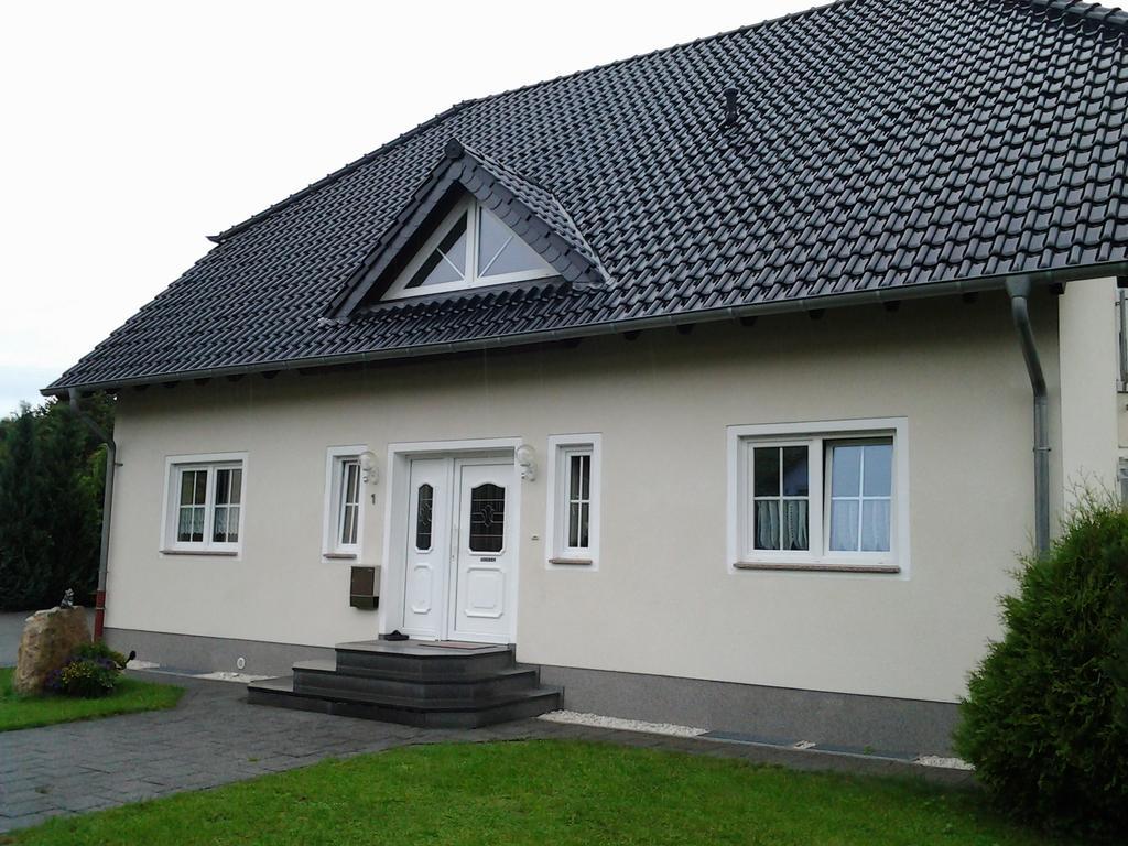Ferienwohnung Zinn Rockeskyll Ruang foto